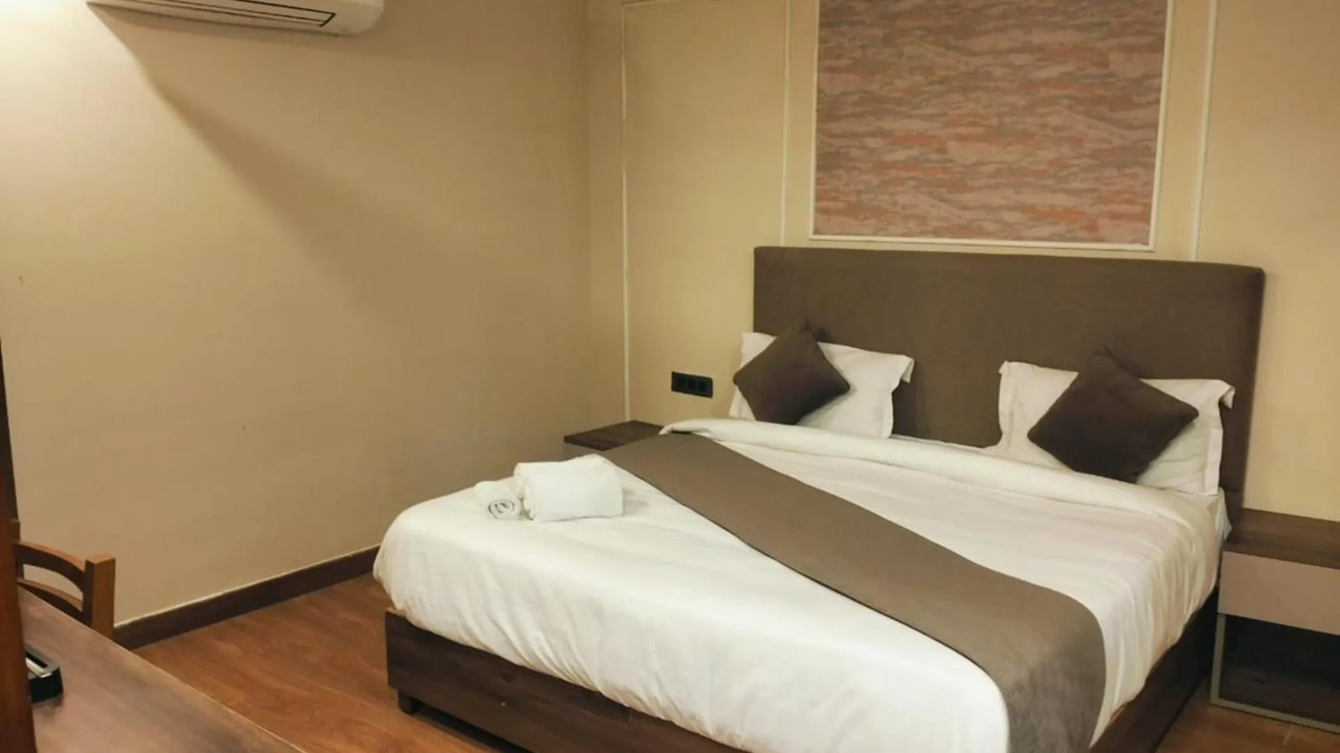 Hotel Royal Galaxy Blest Park New Delhi India